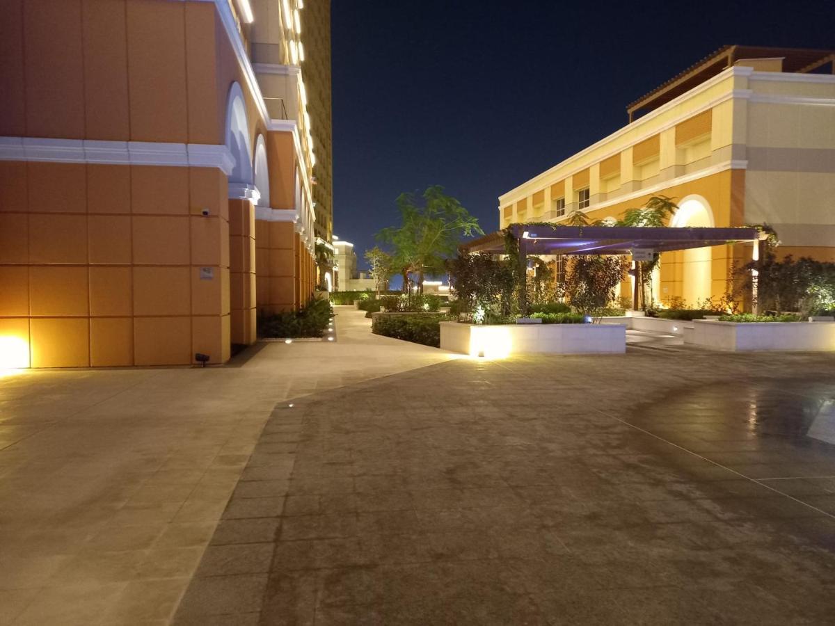 Luxury Apartment By The Sea With Amazing Amenities At Pearl Qatar Doha Dış mekan fotoğraf